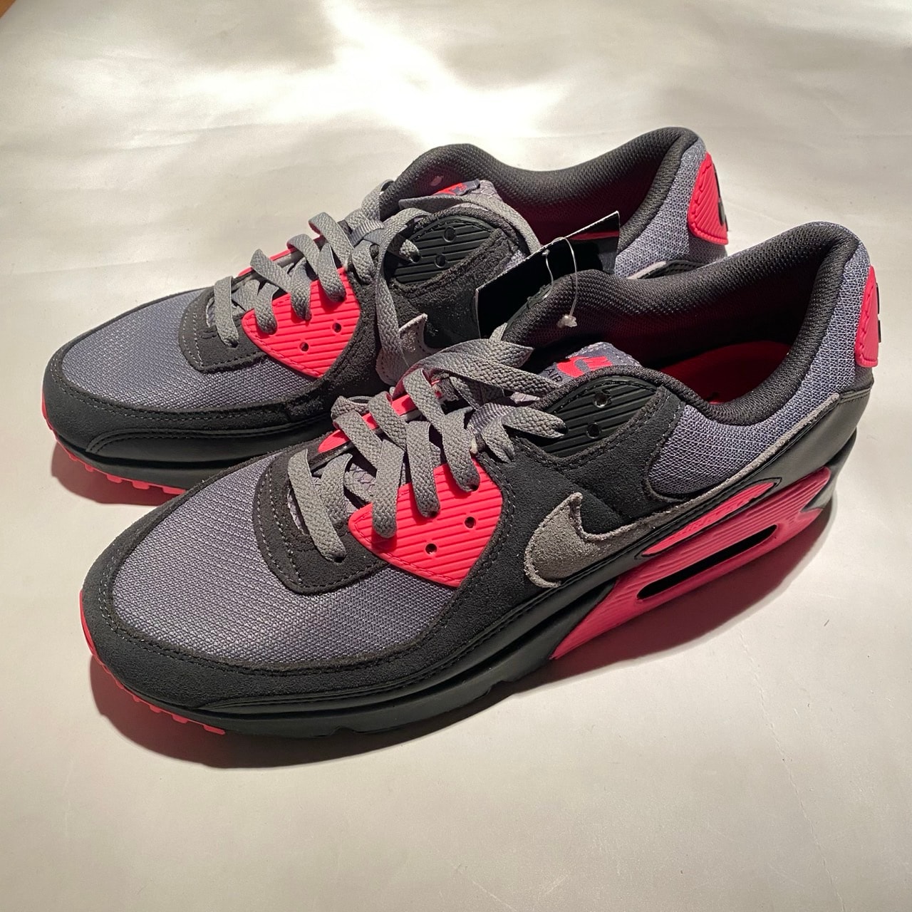 Nike Air Max 90 "Hyper Pink"
