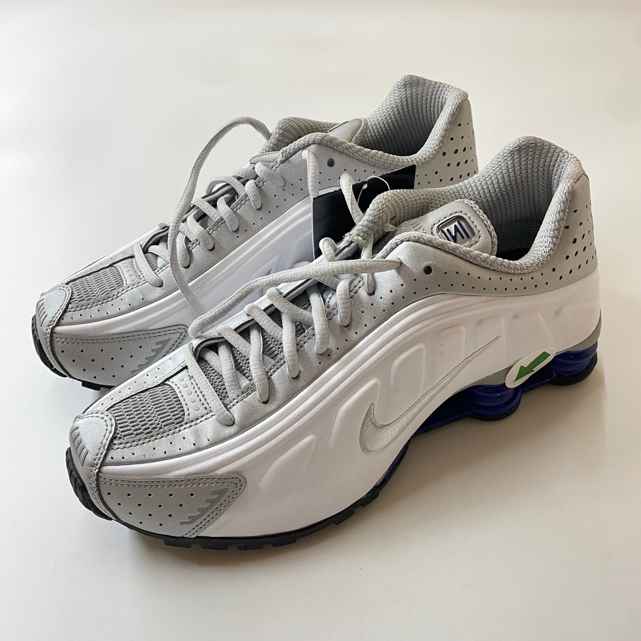 Nike Shox R4 "Metallic Silver/White/Deep Royal Blue"