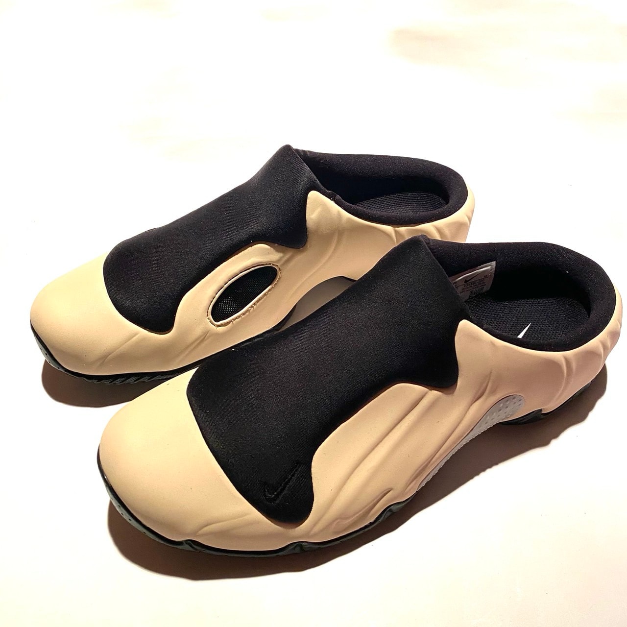 Nike Clogposite "Sand Drift and Black"