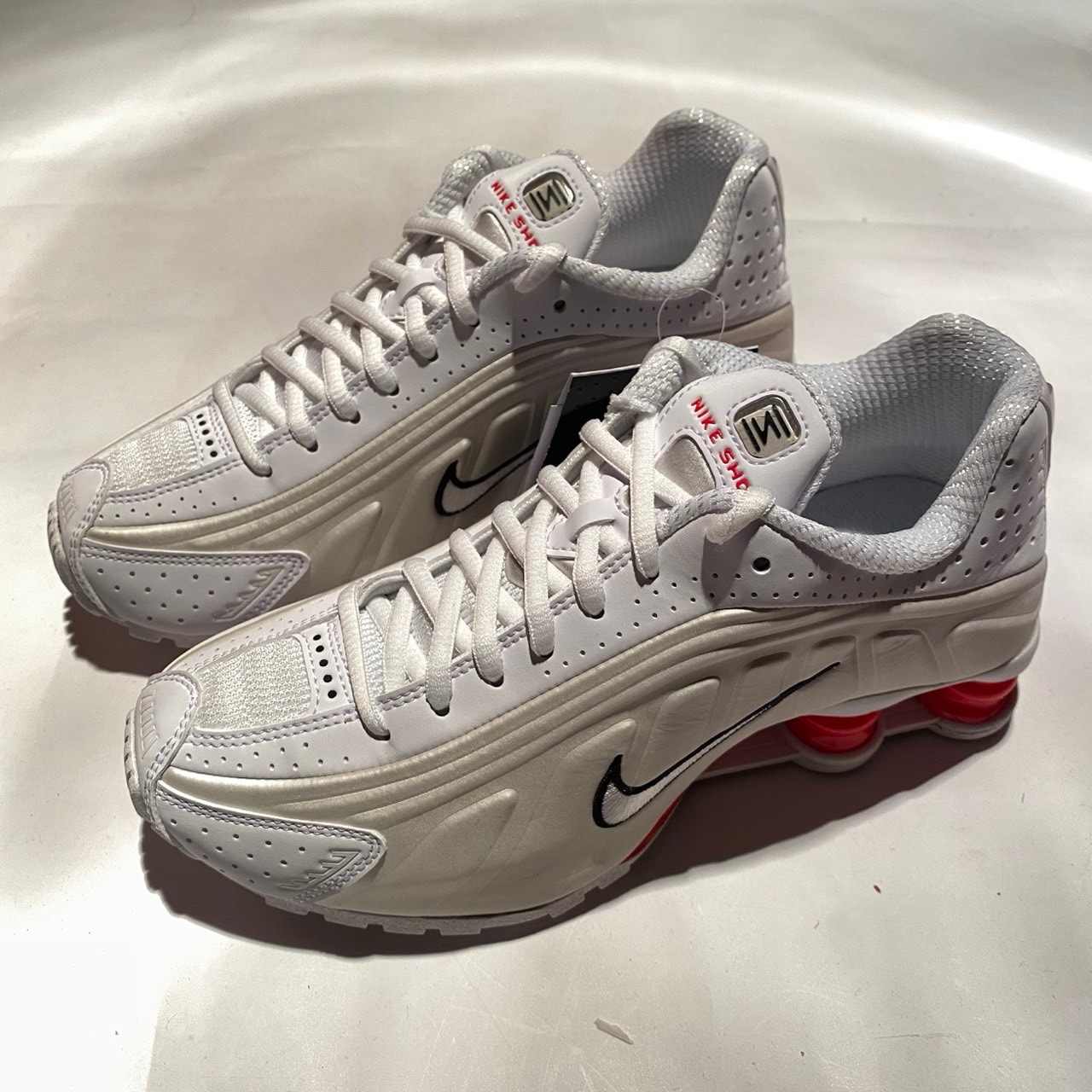 Nike Women's Shox R4 "White/Phantom/Picante Red/White"