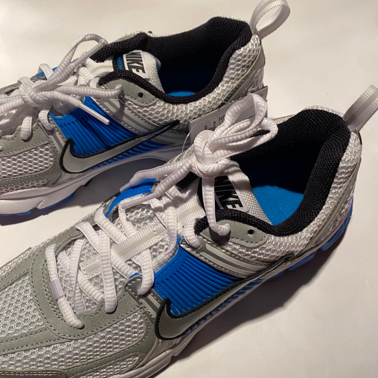 Nike GS Zoom Vomero 5 "White/Metallic Silver"