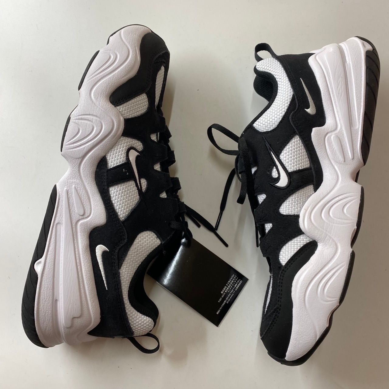 Nike Women's Tech Hera "White/Black"