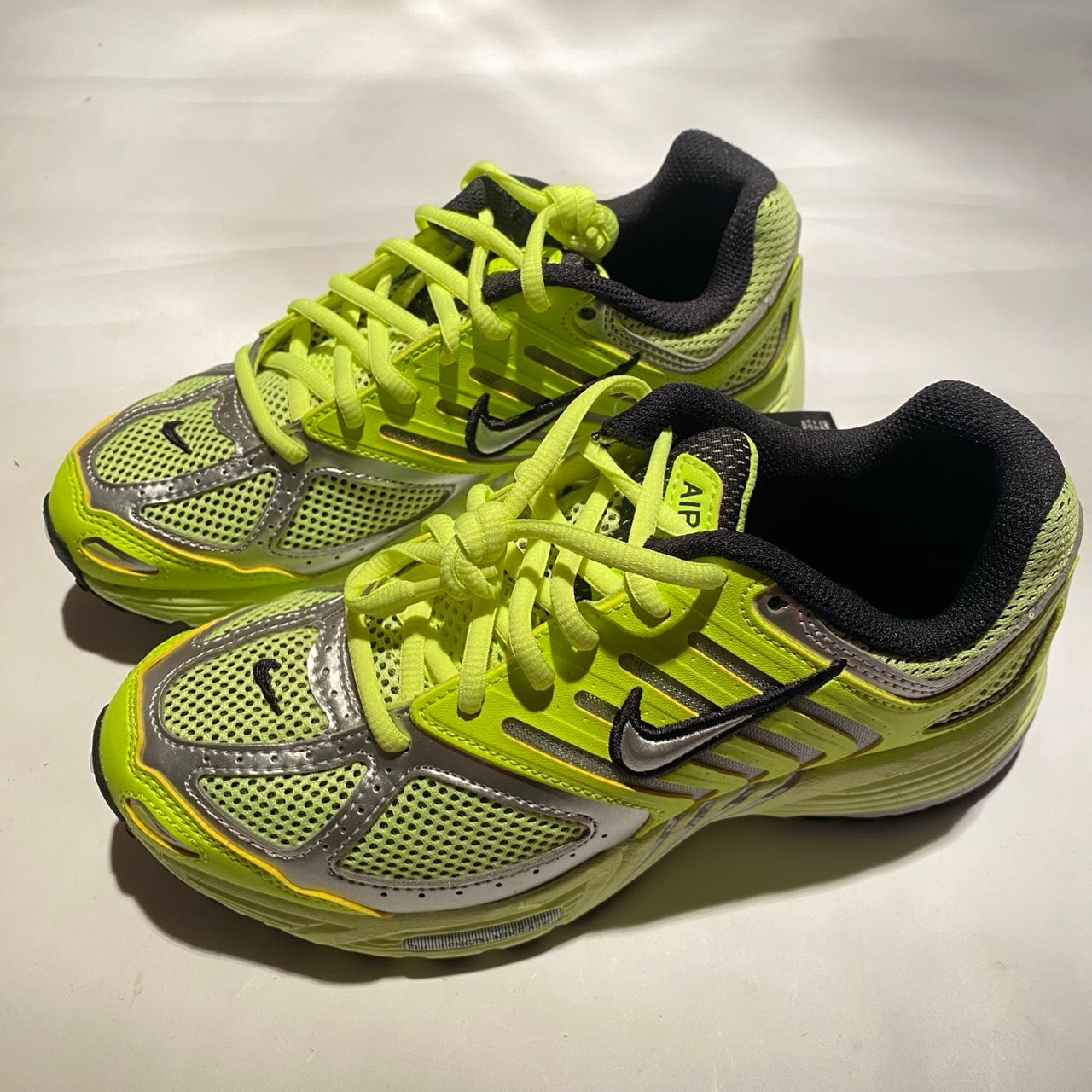 Nike Women's Air Pegasus 2005 "Volt/Black/Pure Platinum/Metallic Silver"