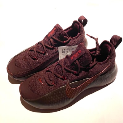 Nike LeBron TR 1 "Burgundy Crush/Team Red"
