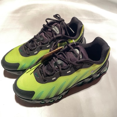 Nike GS Air Max DN8 "Black/Green Strike/Volt/Black"