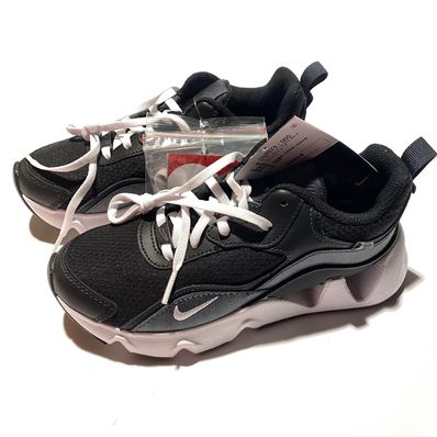 Nike Women's Ryz 365 2 "Black/White/Off Noir/Metallic Hematite"