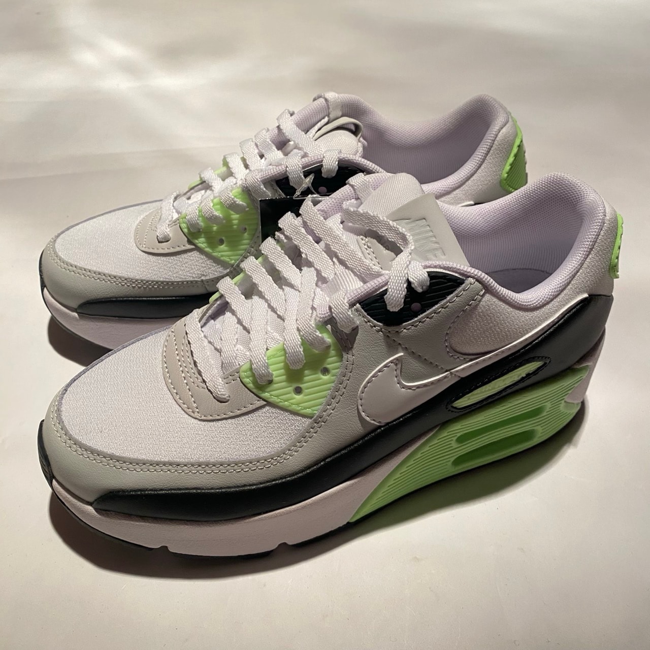 Nike Women's Air Max 90 LV8 "Photon Dust/Lime Blast/Black/White"