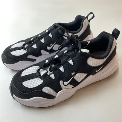 Nike Women's Tech Hera "White/Black"