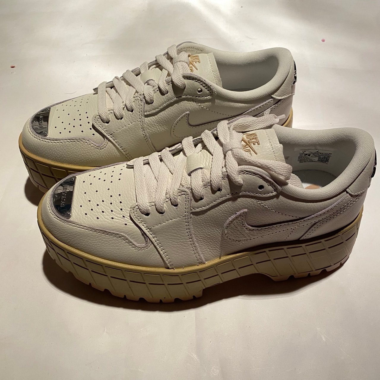 Nike Women's Air Jordan 1 Brooklyn Low "Light Madder Root"