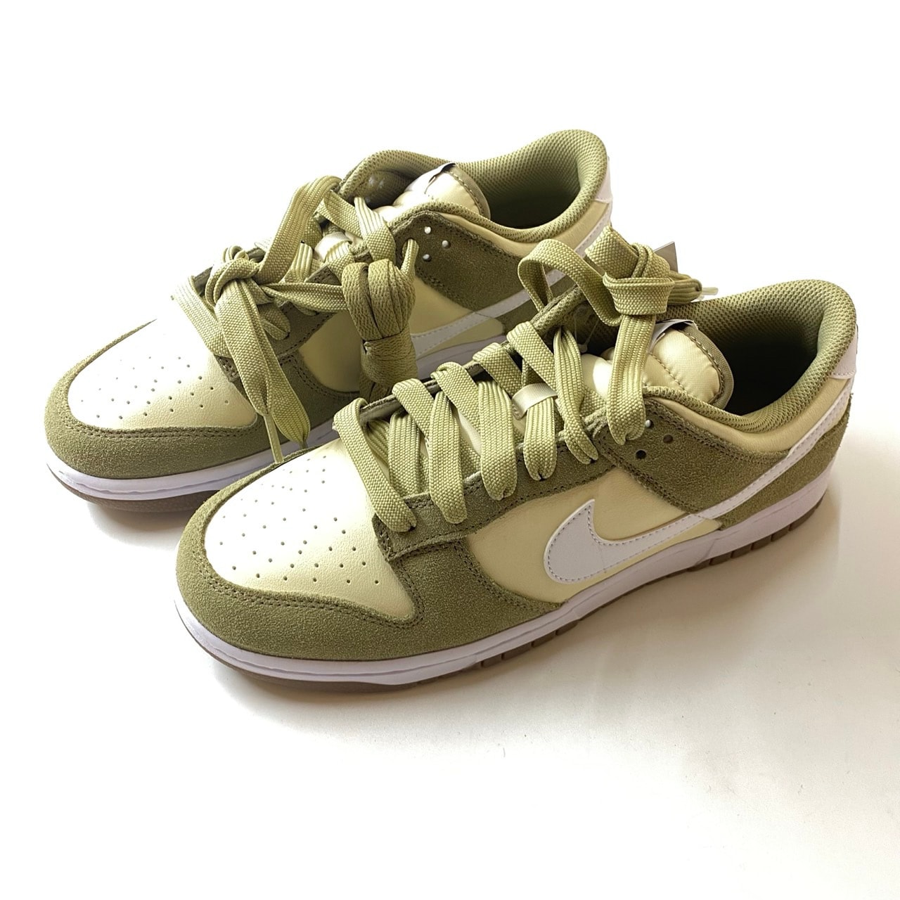 Nike Dunk Low "Neutral Olive"