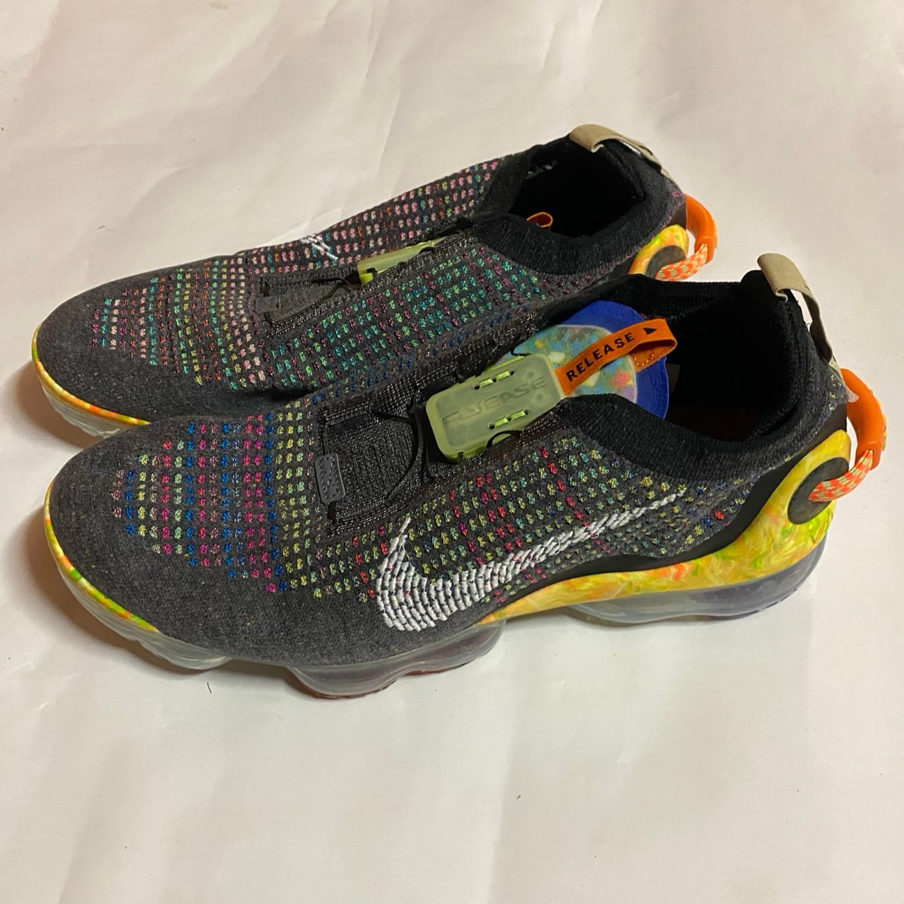 NIKE AIR VAPORMAX 2020 FK "GREY/WHITE"