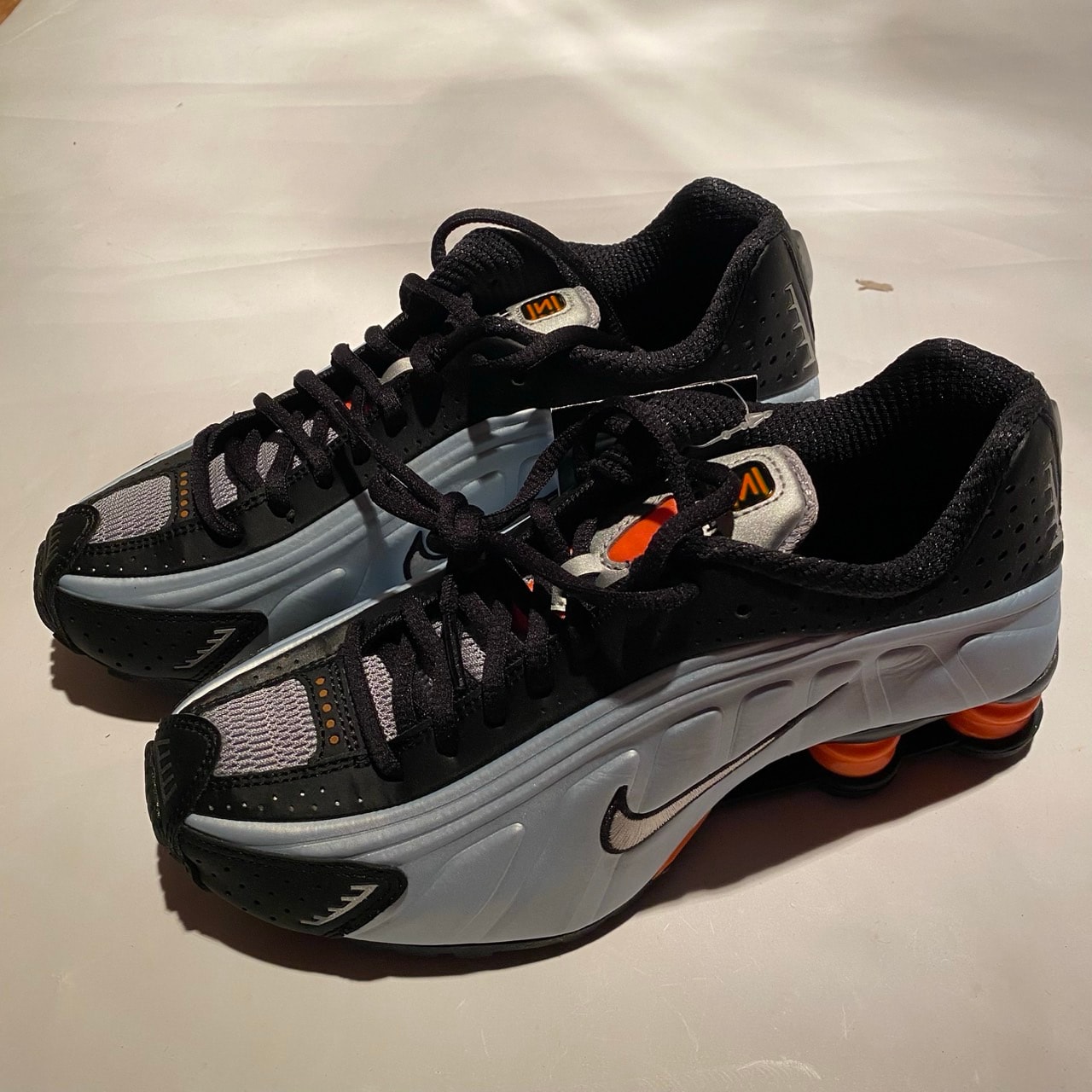 Nike Women's Shox R4 "Blue Tint/Total Orange/Black/Metallic Silver"