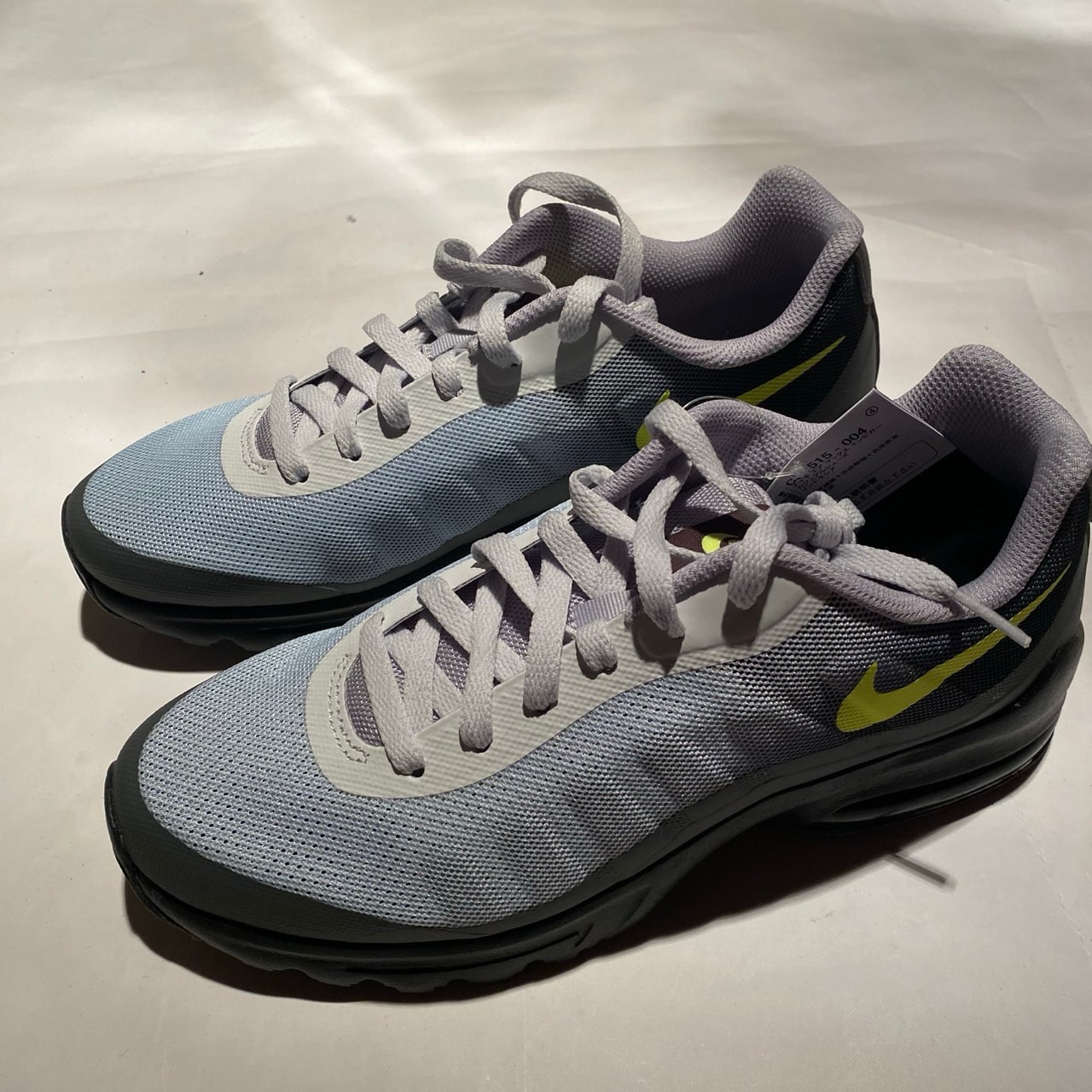 Nike Air Max Invigor "Black/Dark Grey/Volt"