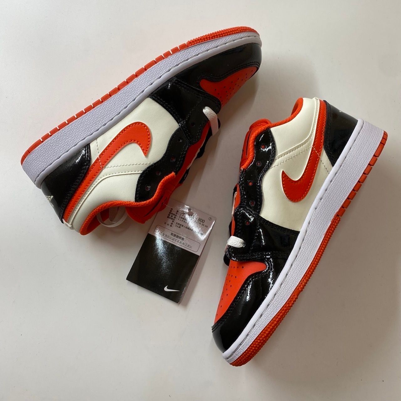 Nike GS Air Jordan 1 Low "Team Orange"