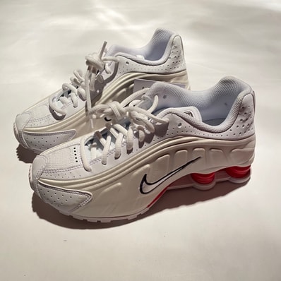Nike GS Shox R4 "White/Phantom/Picante Red/White"