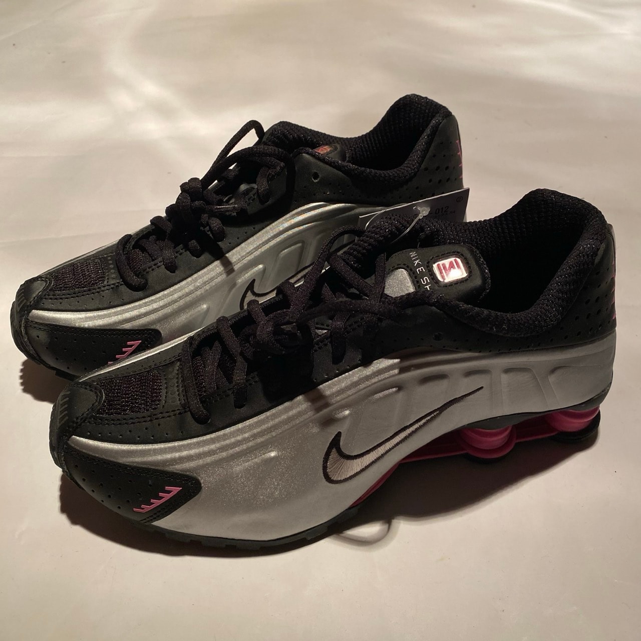 Nike Women's Shox R4 "Black/Pinksicle"