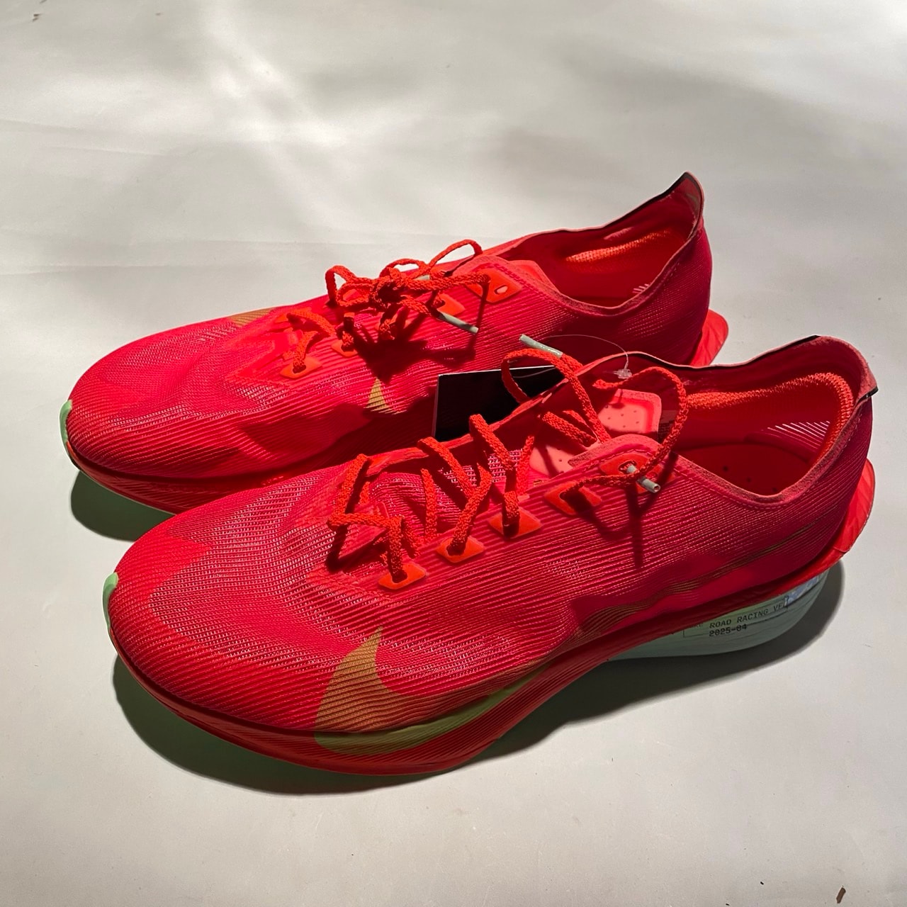 Nike VaporFly 4 "Bright Crimson/Lime Blast/Mint Foam"