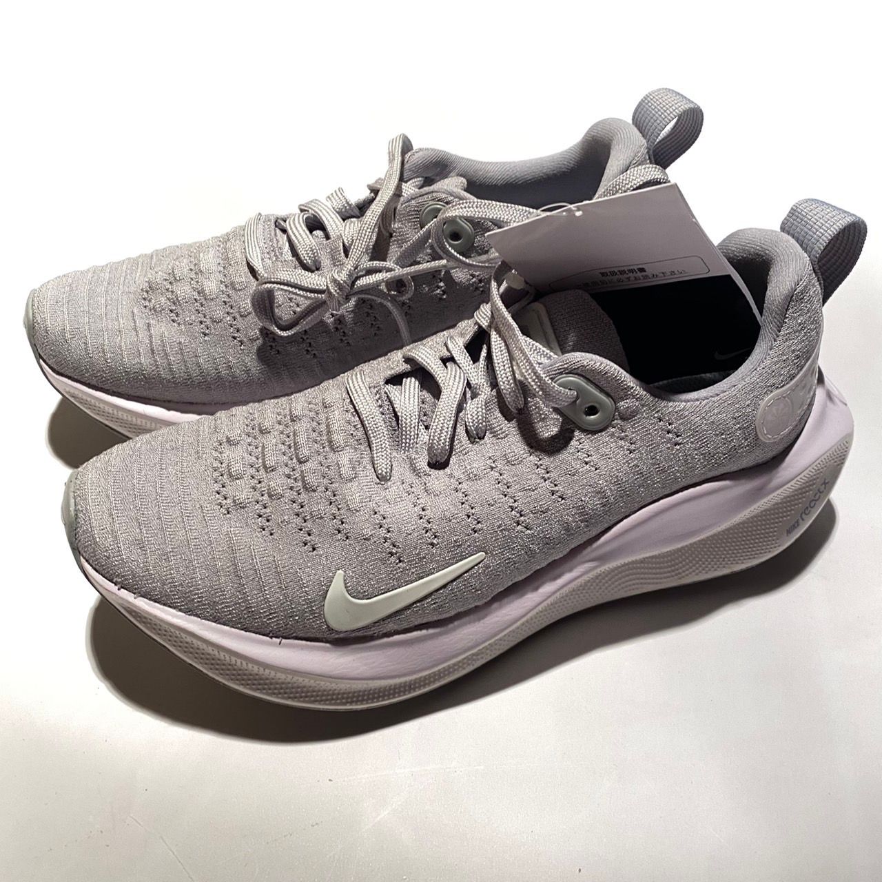 ナイキ ウィメンズ インフィニティラン4 "ライトスモークグレー/ベアリーグレープ/バイオレットミスト/サミットホワイト"