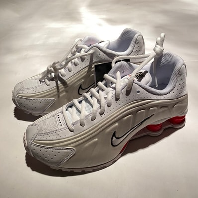 Nike GS Shox R4 "White/Phantom/Picante Red/White"