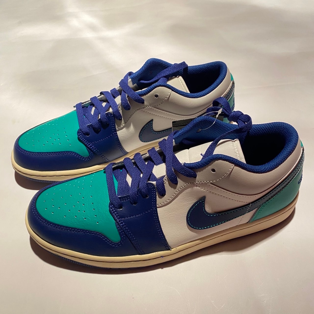 Nike Air Jordan 1 Low "Seahawks"