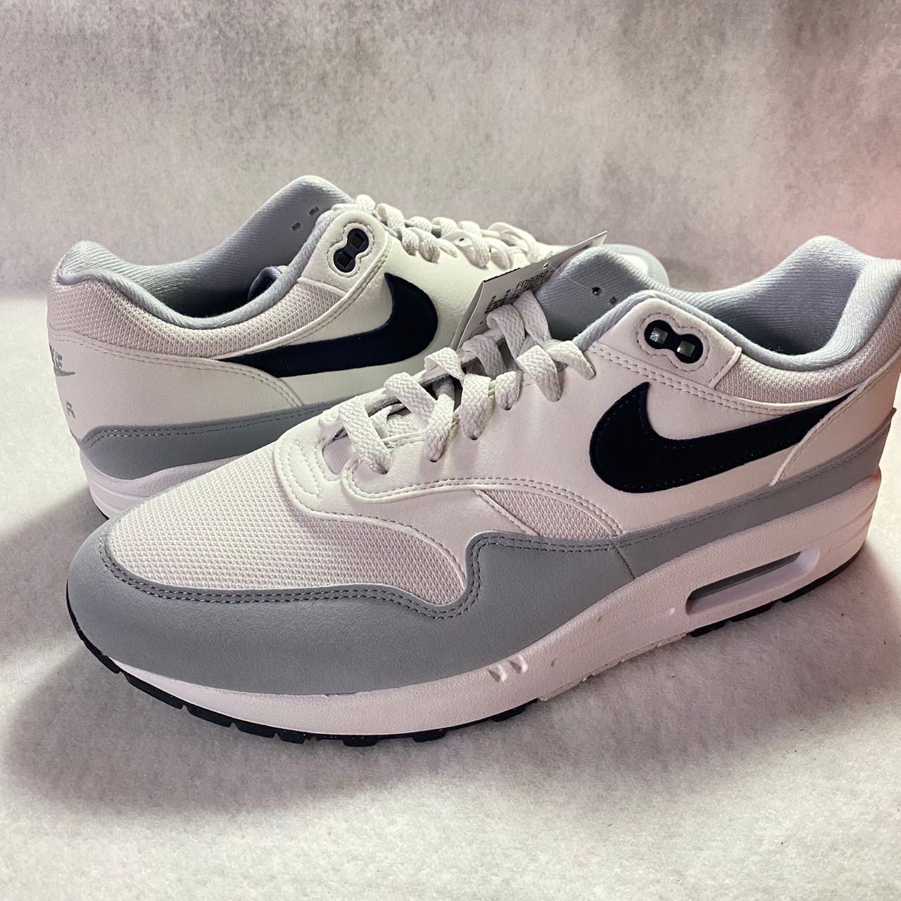 Nike Air Max 1 "Platinum Tint/Wolf Grey/Dark Obsidian"