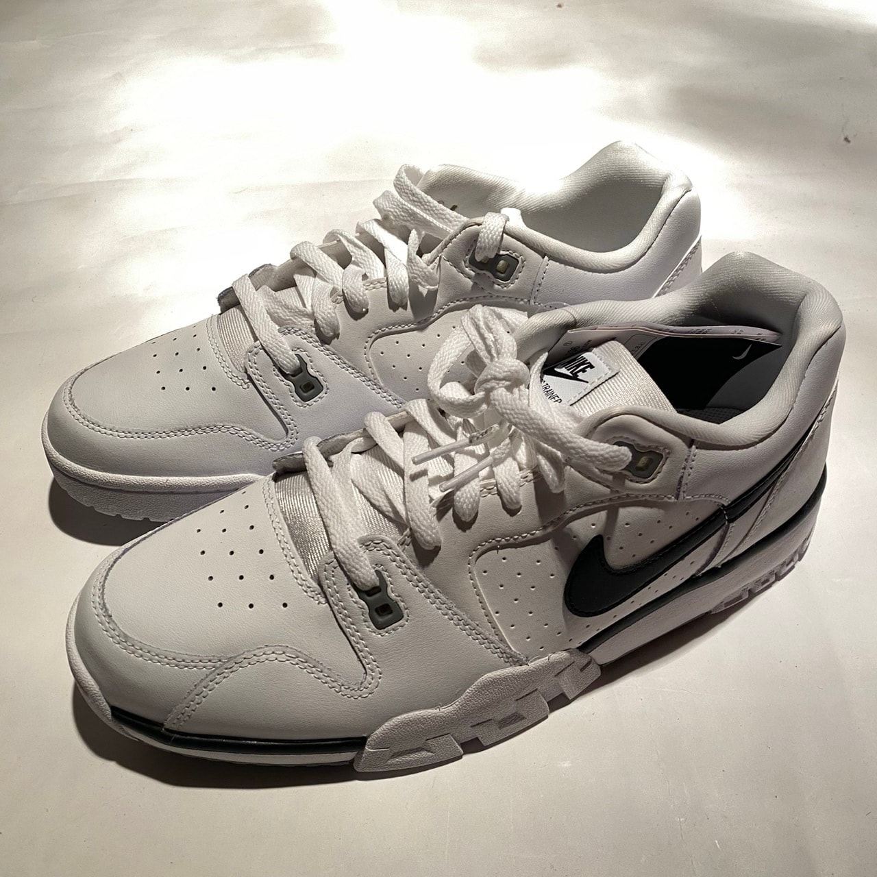 Nike Cross Trainer Low "White/Particle Grey/Black"