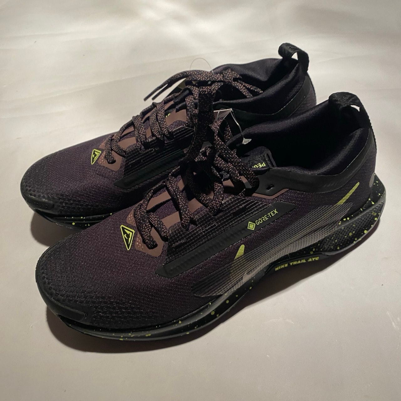 Nike Pegasus Trail 5 GORE-TEX "Black/Phantom/Tattoo/Volt Ice"