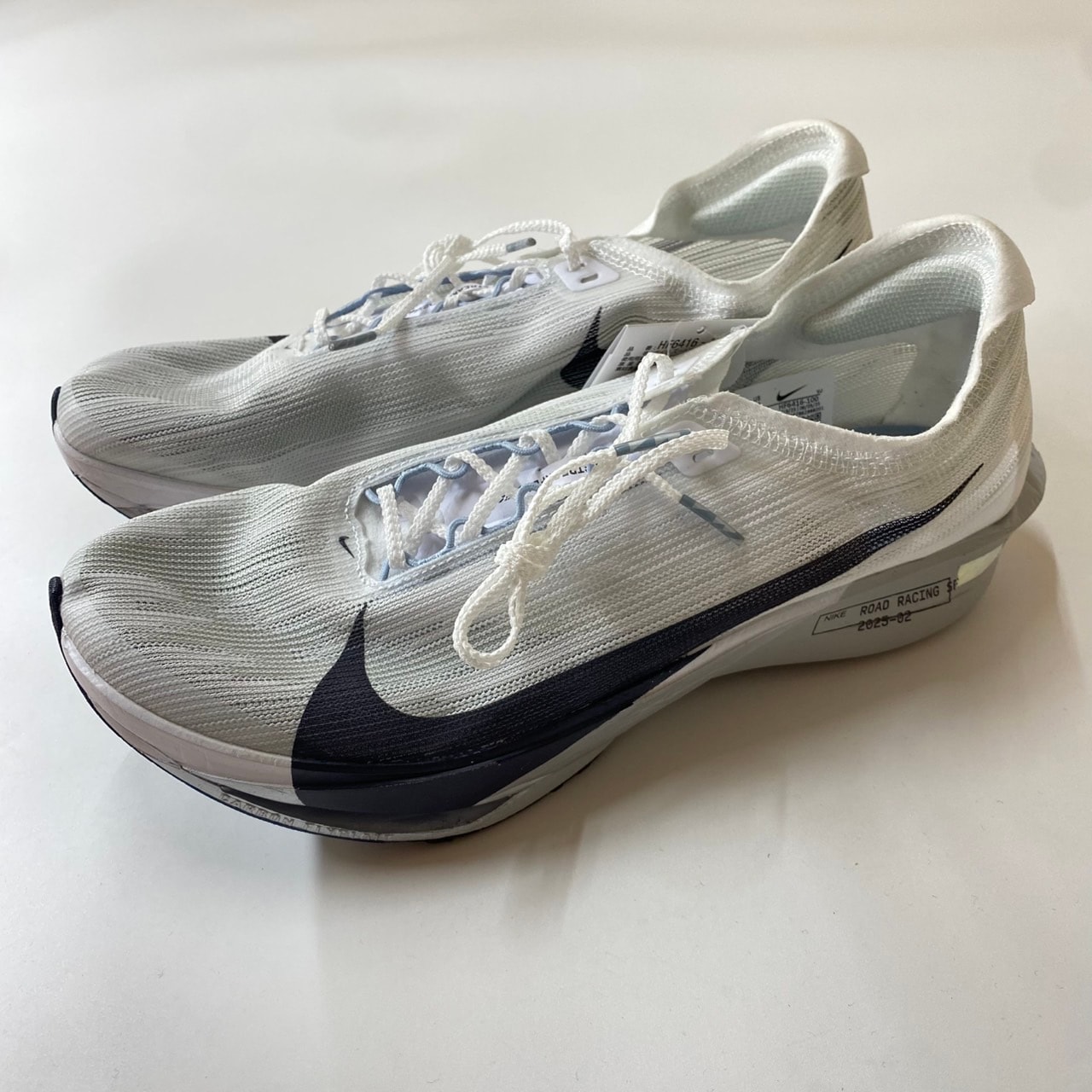 Nike Streakfly 2 "White/Gridiron/Obsidian Mist"