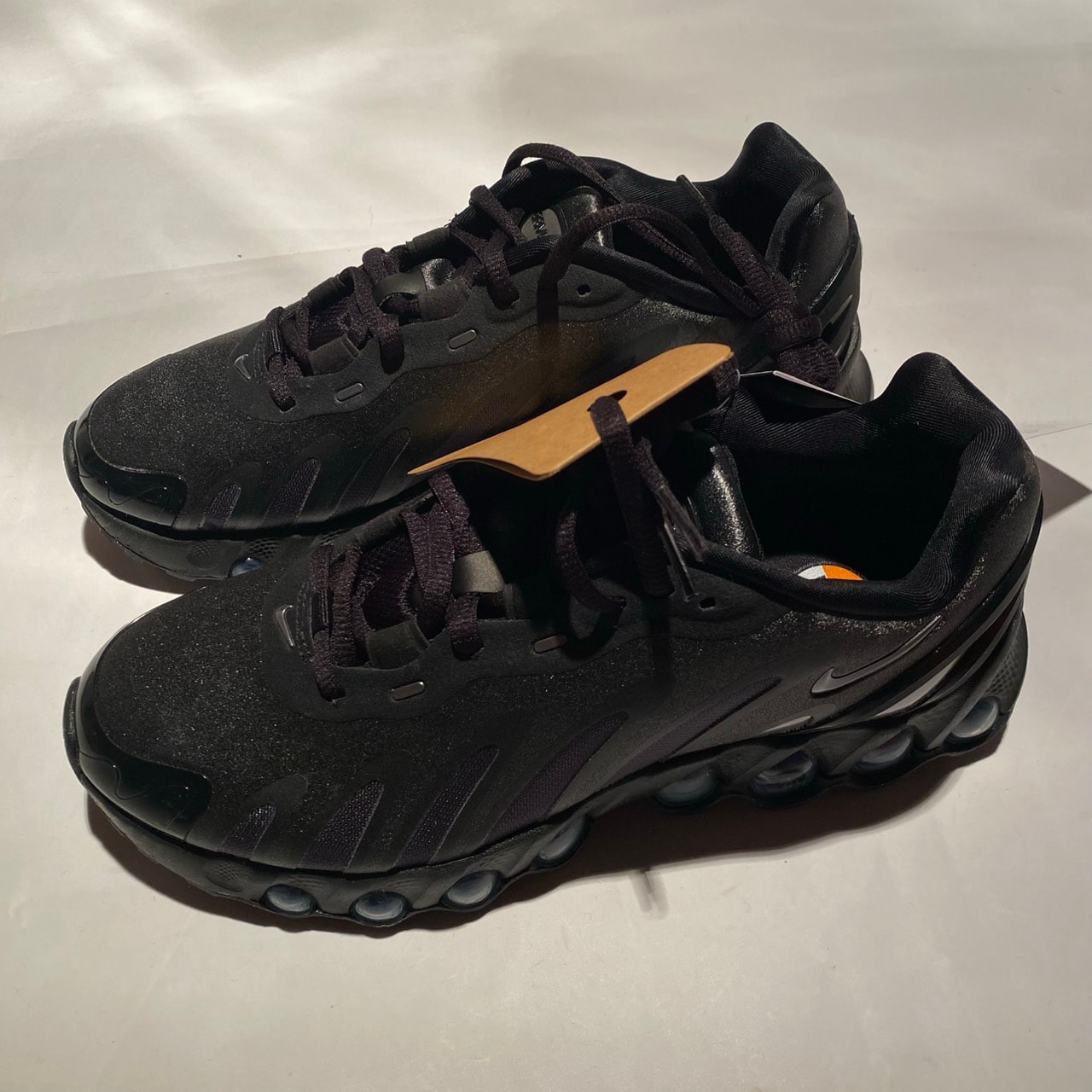 Nike Women's Air Max DN8 "Black/Metallic Dark Grey"