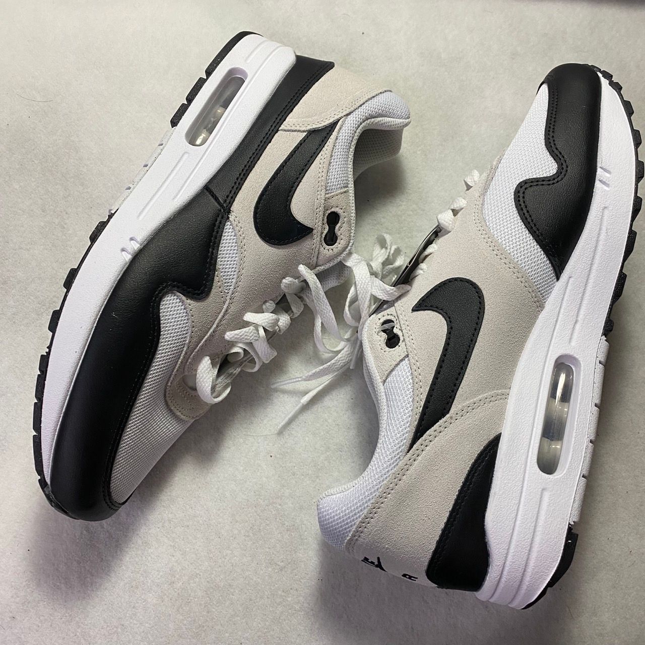 Nike Air Max 1 Essential "White/Summit White/Black"