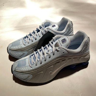 Nike Women's Shox R4 "Blue Tint/Racer Blue/Metallic Silver"