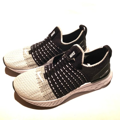 Nike Women's React Phantom Run Flyknit 2 "Black/White"