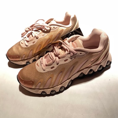Nike Women's Air Max DN8 "Rose Gold"