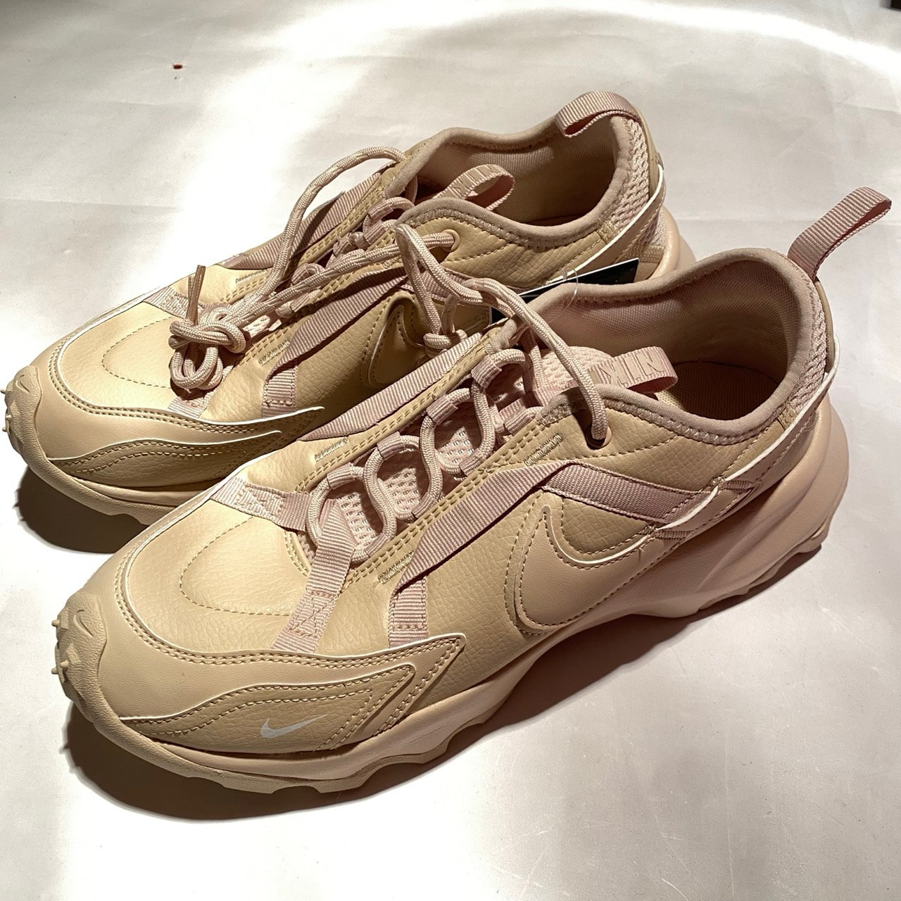 Nike Women's TC 7900 "Sanddrift/Sail"