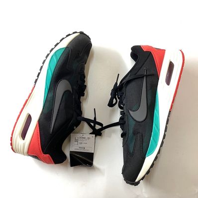 Nike Air Max Solo "Black/Metallic Dark"