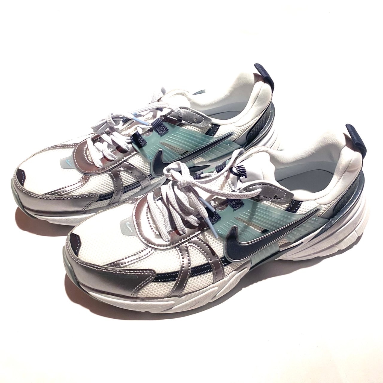 Nike Women's V2K Run "Summit White/Metallic Cool Gray/Pure Platinum/Dark Obsidian"
