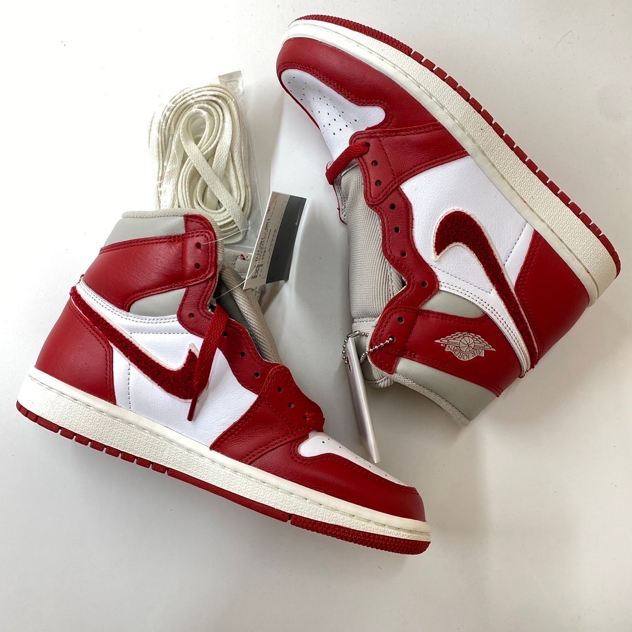 Nike Women's Air Jordan 1 High OG "Newstalgia"