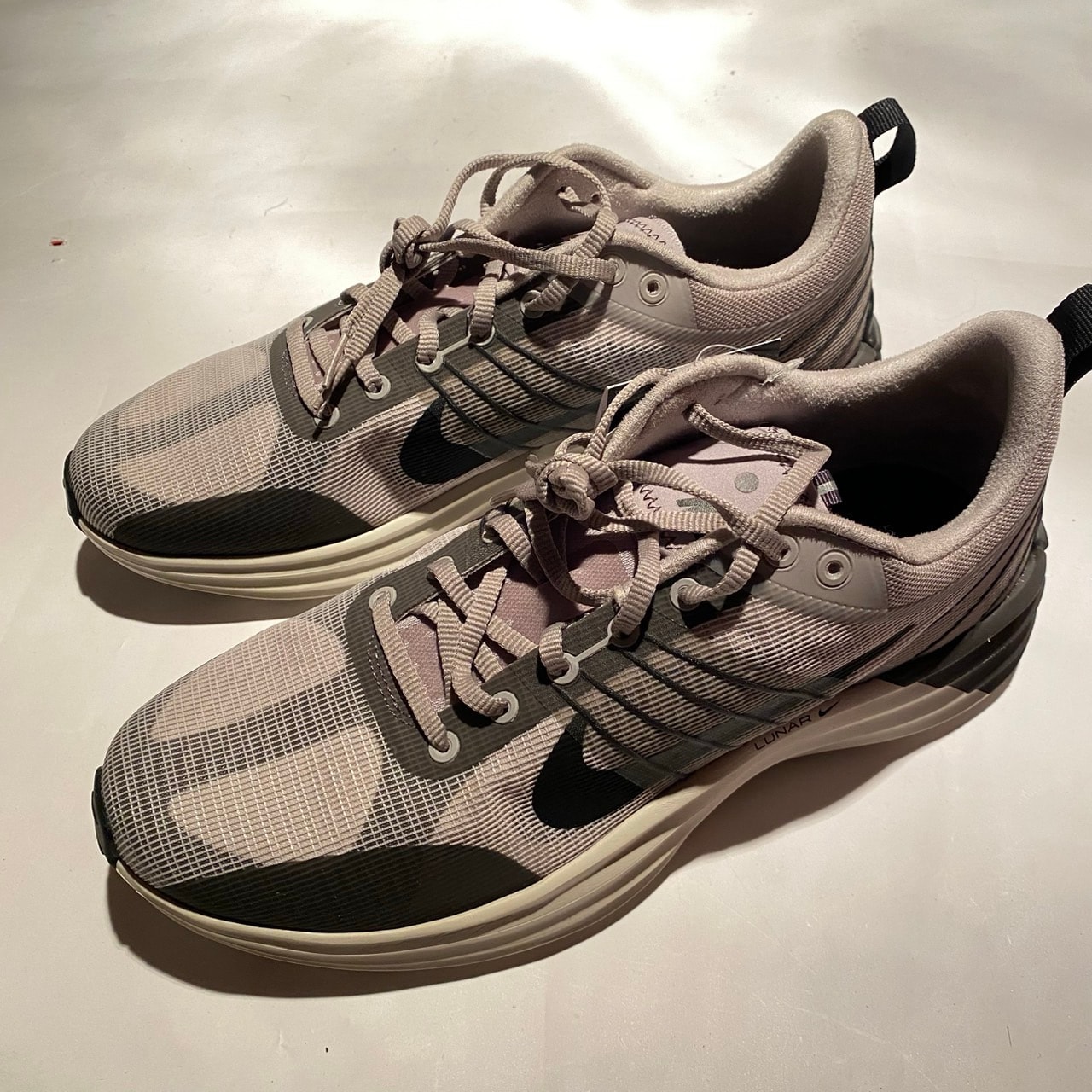 Nike Lunar Roam "College Grey/Light Orewood Brown/Cave Stone/Black"