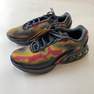 Nike Air Max DN "Dark Smoke Grey/Black/Sweet Beet/Red Orbit"