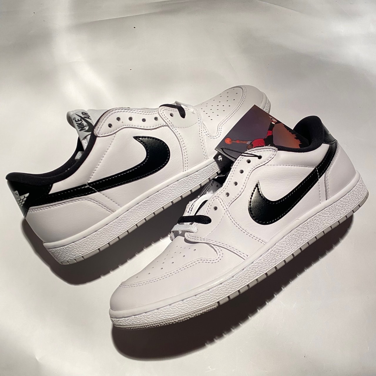 Nike Air Jordan 1 Low '85 "Metallic Black"