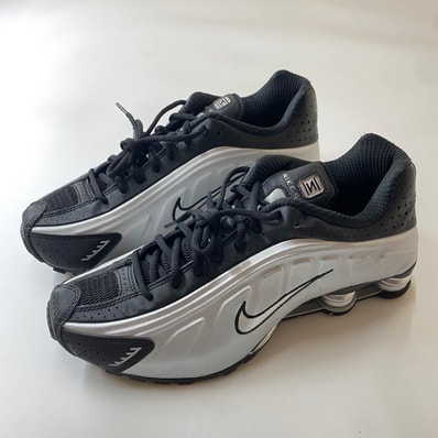 Nike Shox R4 "Metallic Silver/Black"