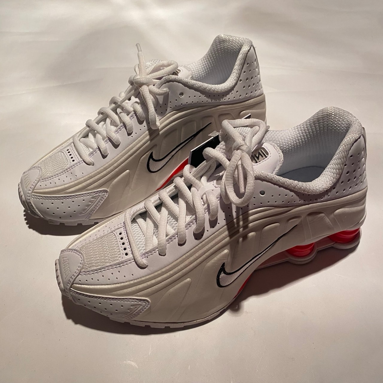 Nike Women's Shox R4 "White/Phantom/Picante Red/White"