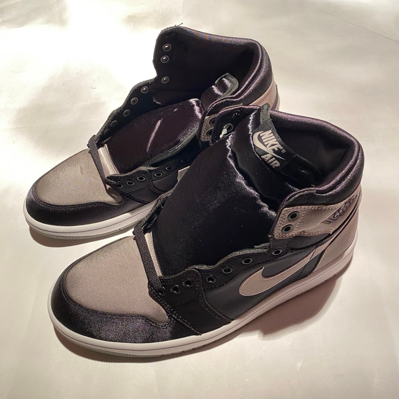 Nike Women's Air Jordan 1 Retro High OG "Satin Shadow"