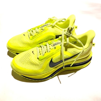 Nike Pegasus Premium "Volt"