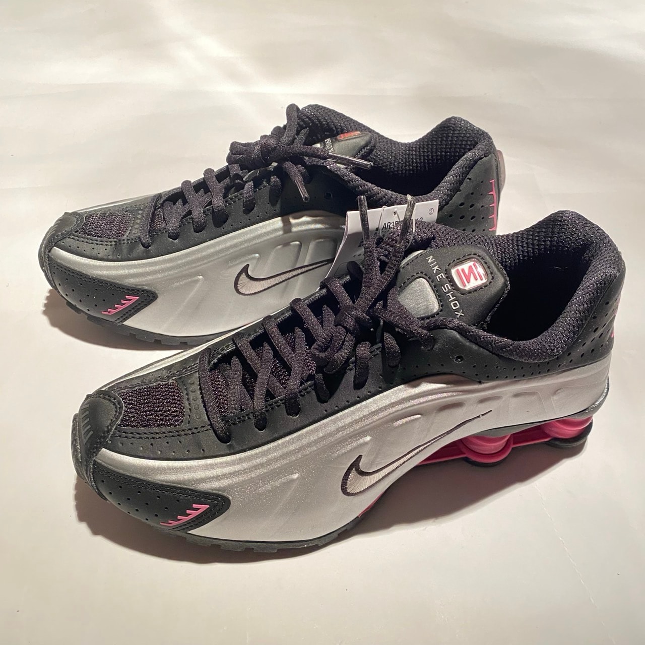 Nike Women's Shox R4 "Black/Pinksicle"