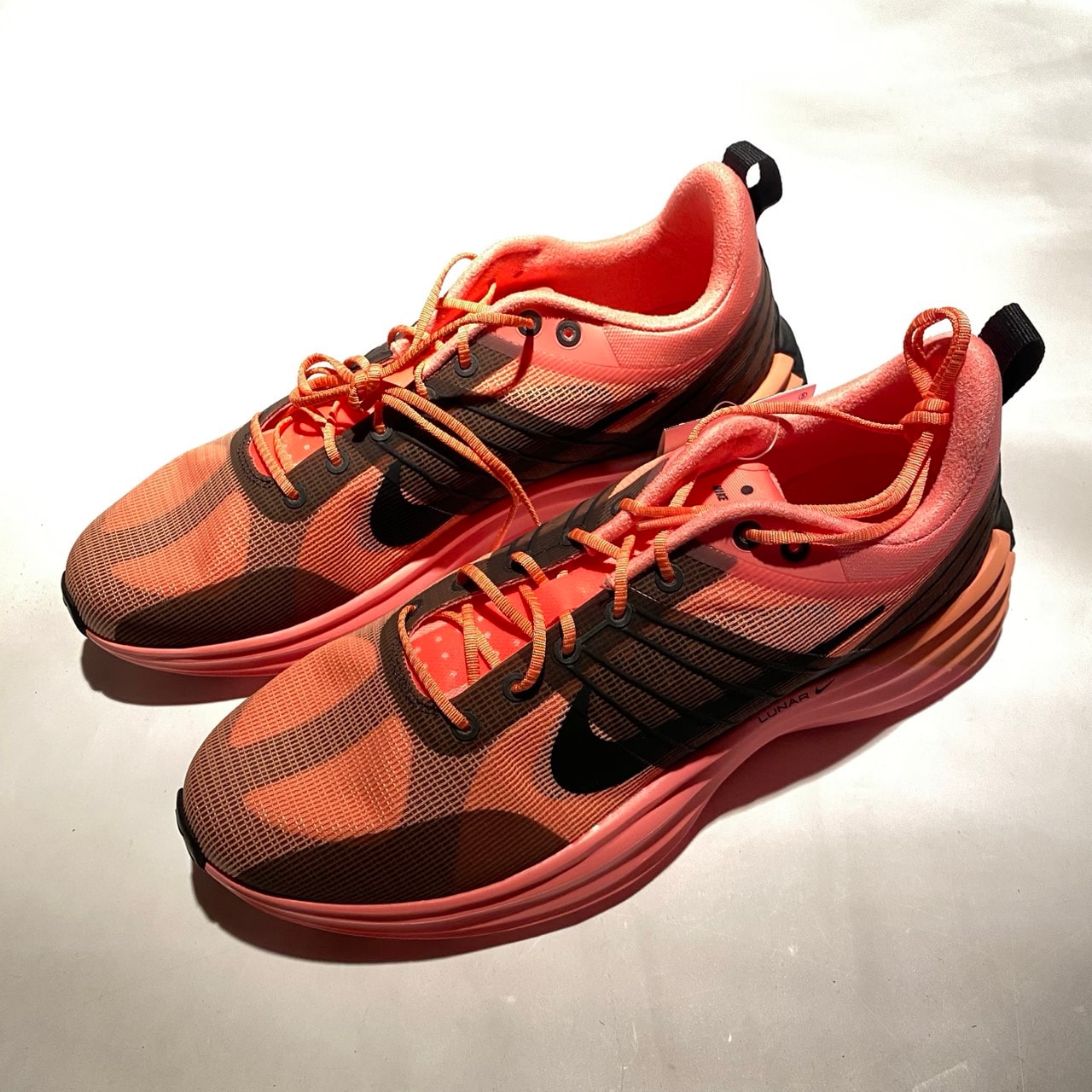 Nike Lunar Roam PRM "Pink Gaze"