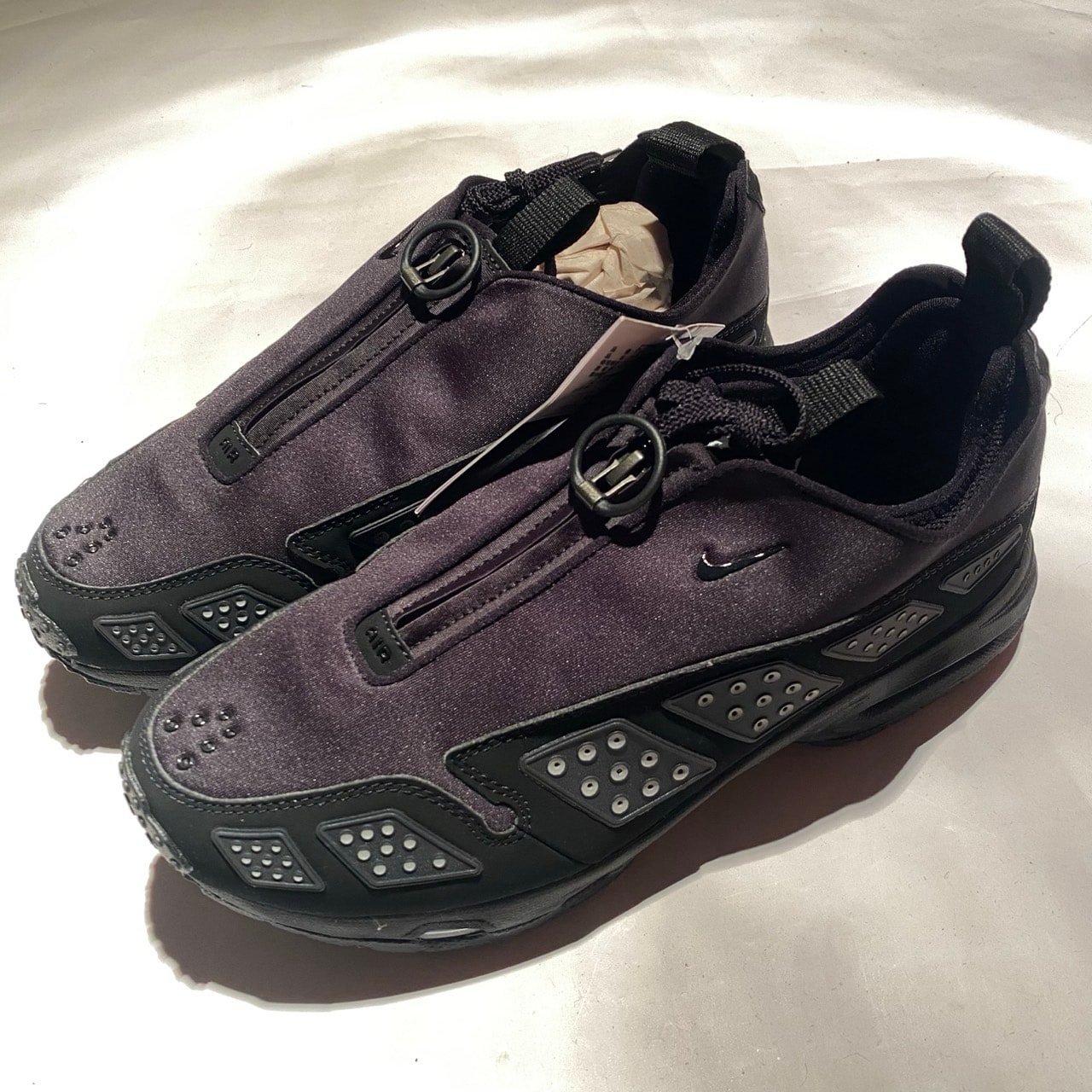 Nike Women's Air Max SNDR "Black and Silver"