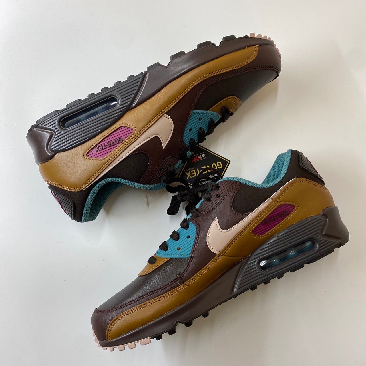 Nike Air Max 90 GTX "Velvet Brown/Defuze Taupe"