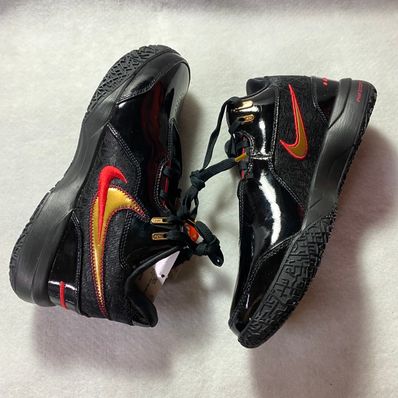 Nike LeBron NXXT Gen "Black/University Red/Metallic Gold"
