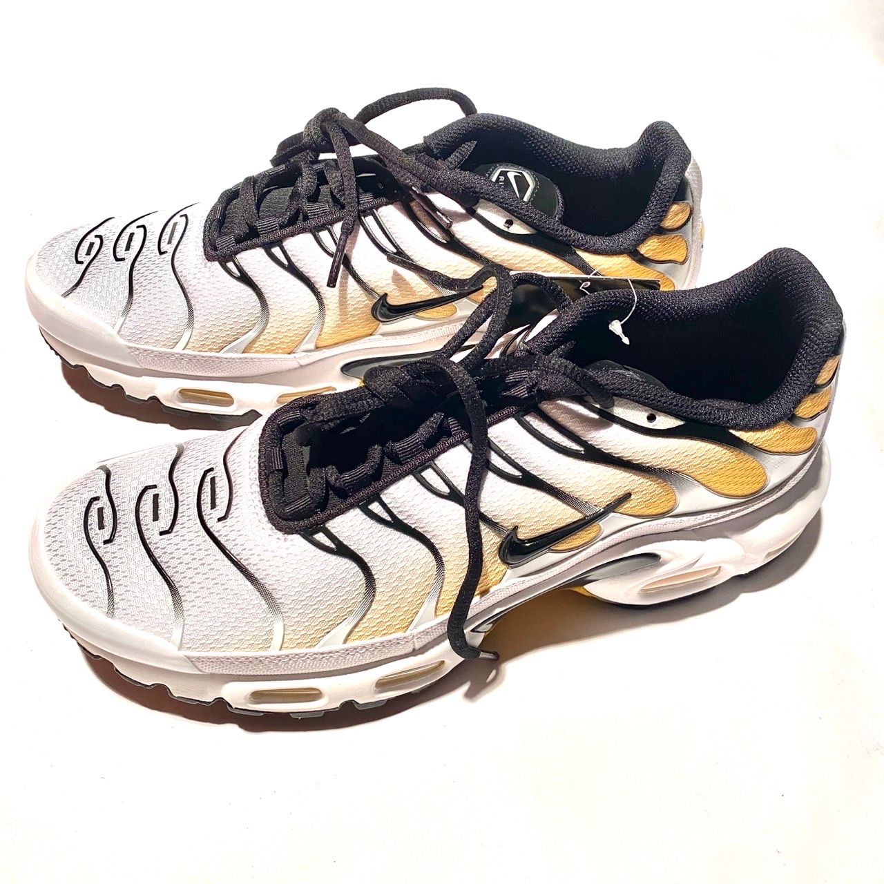 Nike Air Max Plus "White/Varsity Maize/Black"